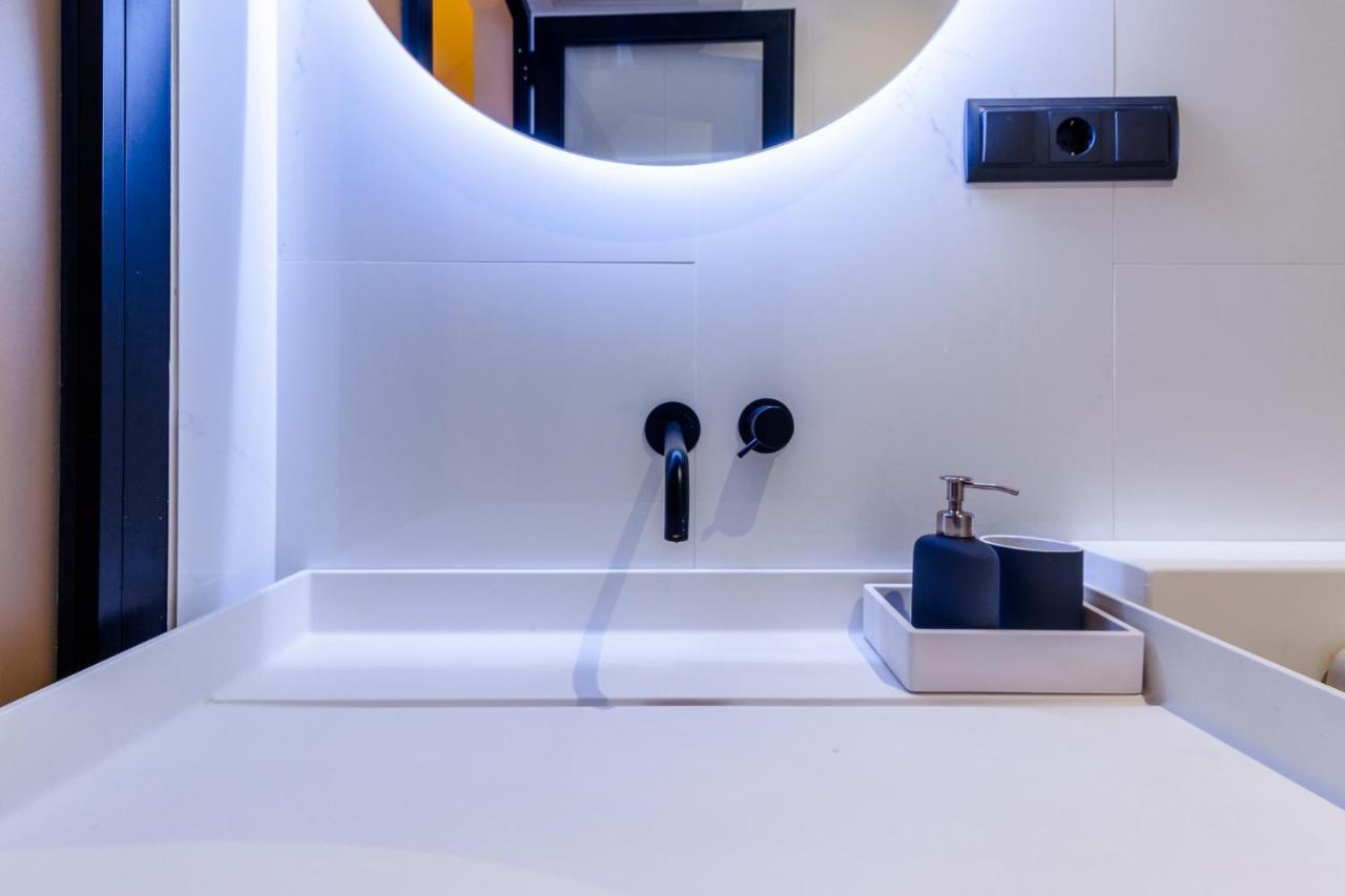 Flatguest Roomtiques Private Rooms لاس بالماس دي غران كاناريا المظهر الخارجي الصورة